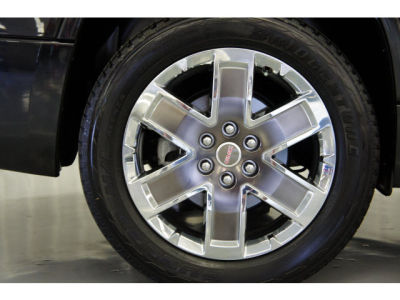 2011 GMC Acadia  Denali