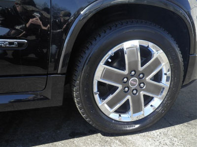 2011 GMC Acadia  Denali