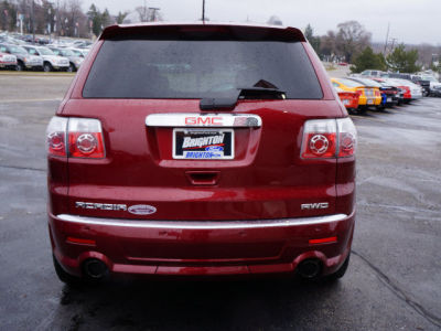 2011 GMC Acadia  Denali
