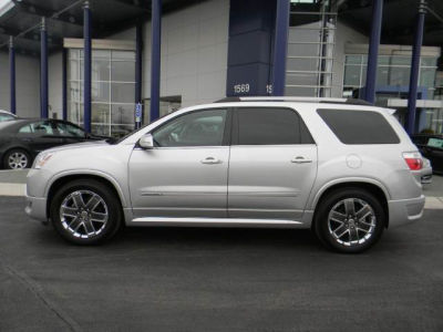 2011 GMC Acadia Denali
