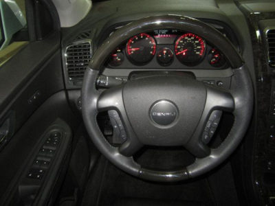 2011 GMC Acadia Denali