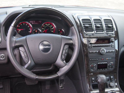 2011 GMC Acadia Denali
