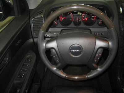 2011 GMC Acadia  Denali
