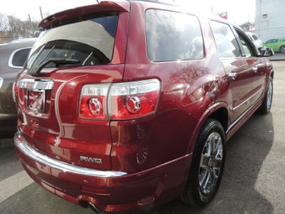 2011 GMC Acadia  Denali