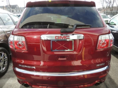 2011 GMC Acadia  Denali