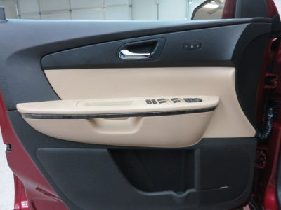 2011 GMC Acadia  Denali