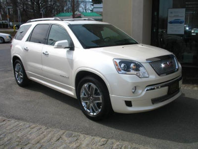 2011 GMC Acadia Denali