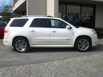 2011 GMC Acadia Denali