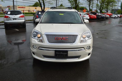 2011 GMC Acadia  Denali