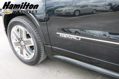 2011 GMC Acadia  Denali
