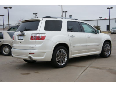2011 GMC Acadia  Denali
