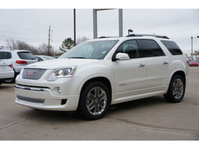 2011 GMC Acadia  Denali