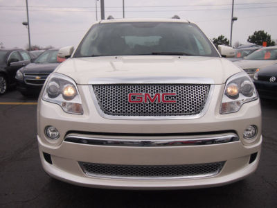 2011 GMC Acadia  Denali