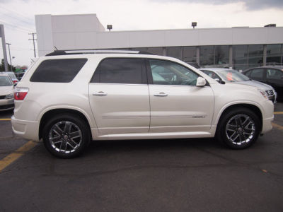 2011 GMC Acadia  Denali