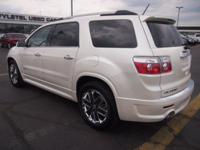 2011 GMC Acadia  Denali