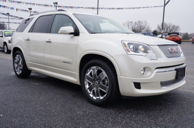 2011 GMC Acadia  Denali