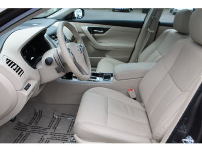 2013 Nissan Altima  3.5 SL