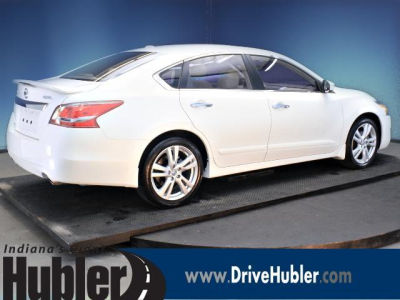 2013 Nissan Altima  3.5 SL
