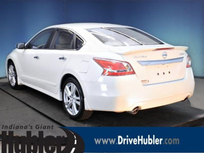 2013 Nissan Altima  3.5 SL