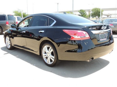 2013 Nissan Altima  3.5 SL