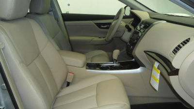 2013 Nissan Altima  2.5