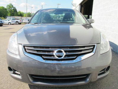 2011 Nissan Altima  3.5 SR