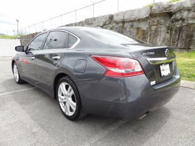 2013 Nissan Altima 3.5 SV