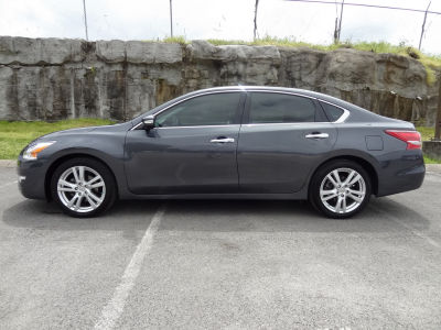 2013 Nissan Altima 3.5 SV
