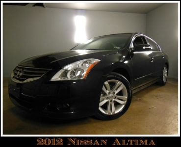 2012 Nissan Altima  3.5 SR