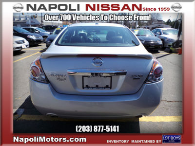 2012 Nissan Altima  3.5 SR