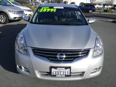 2012 Nissan Altima  3.5 SR