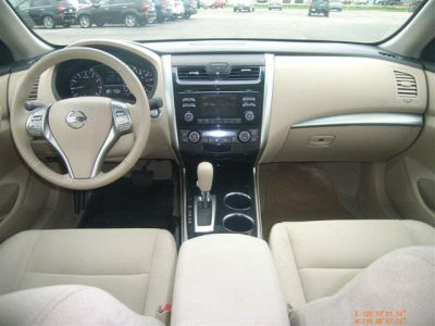 2013 Nissan Altima SV