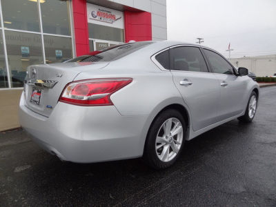 2013 Nissan Altima  SV