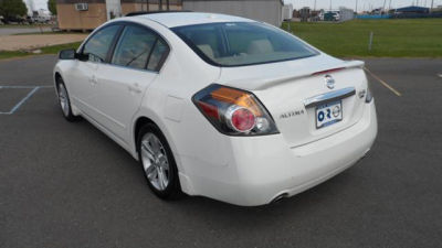 2012 Nissan Altima  3.5 SR