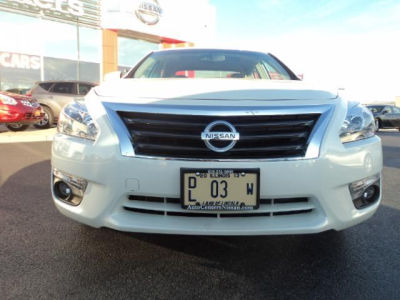 2013 Nissan Altima  3.5 SV