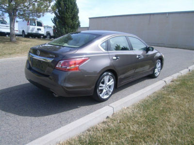 2013 Nissan Altima  S