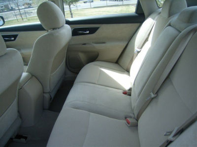 2013 Nissan Altima  S