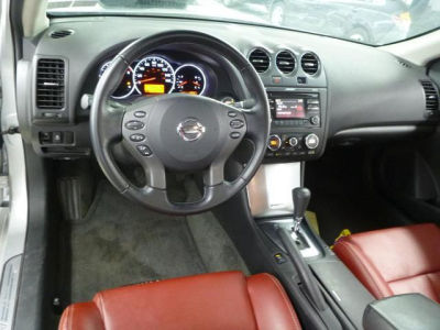 2012 Nissan Altima  3.5 SR