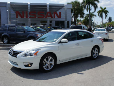 2013 Nissan Altima  2.5 SV