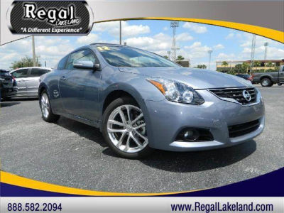2012 Nissan Altima  3.5 SR