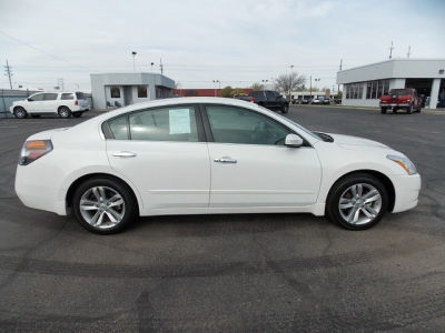 2012 Nissan Altima  3.5 SR