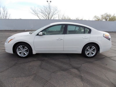 2012 Nissan Altima  3.5 SR