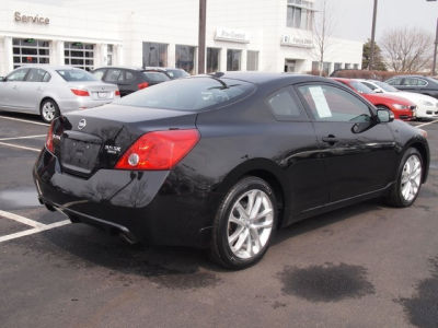 2012 Nissan Altima  3.5 SR