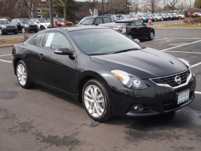 2012 Nissan Altima  3.5 SR