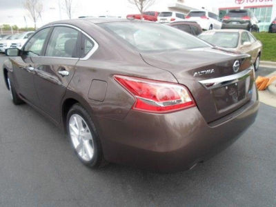 2013 Nissan Altima  2.5 SV