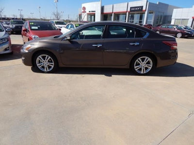 2013 Nissan Altima  SL