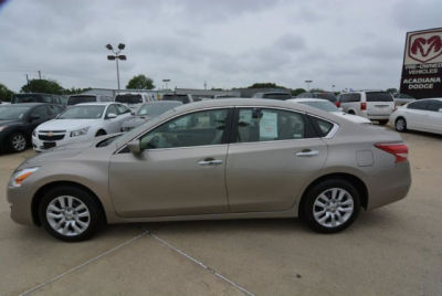 2013 Nissan Altima  2.5