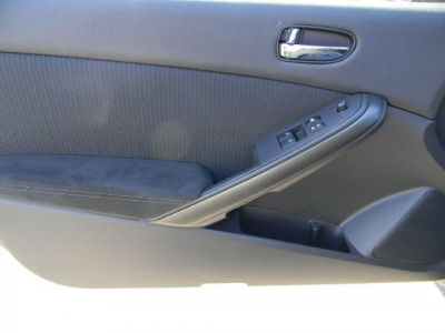 2012 Nissan Altima  3.5 SR
