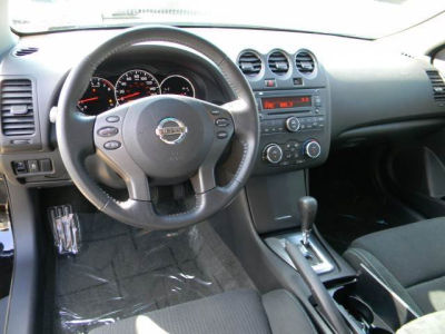 2012 Nissan Altima  3.5 SR