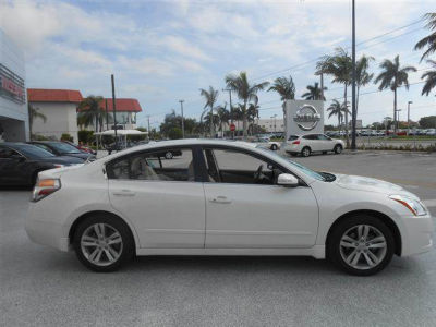 2012 Nissan Altima  3.5 SR